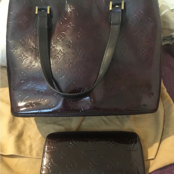 Authentic Louis Vuitton Patent Leather Bag- TH1908 & Authentic Long Wallet Set - Picture 7 of 16